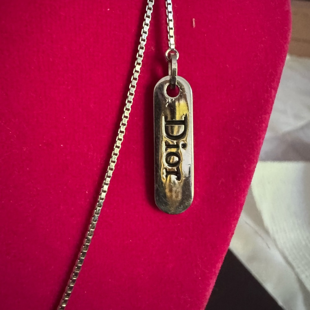 Dior Silver Chain Necklace with Logo Pendant - Picture 6 of 8